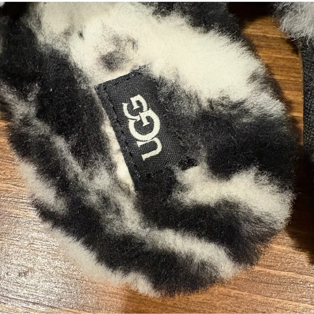 🍭UGG Fluff Yeah Slide/Slipper